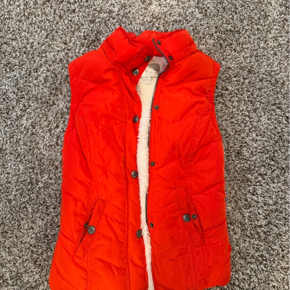 GreenTea Jackets & Blazers - Green Tea Sherpa lined vest